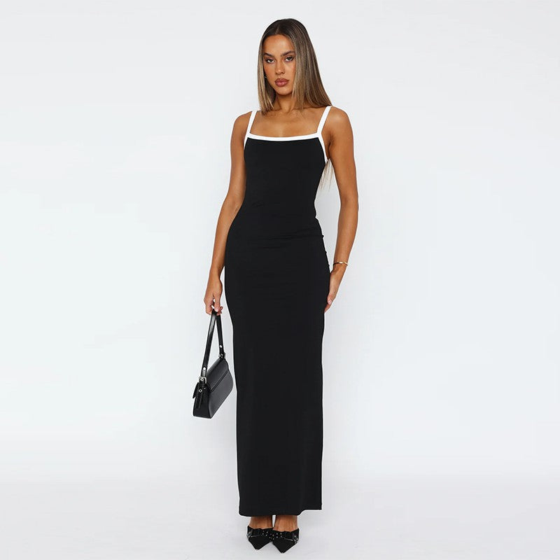 Dams Long sleeve maxi dress with elegant neckline and figure-hugging fit Mirla-Eva Jonsson