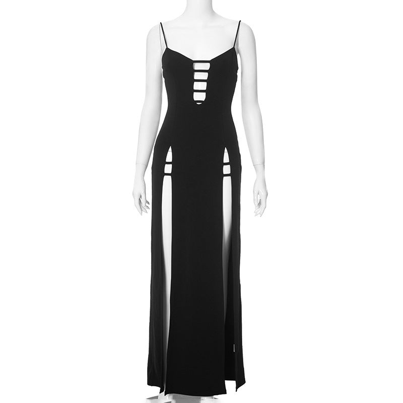 Dams Maxi-klänning med ovanlig cut-out-design och sidofrånskärningar Mirla-Eva Jonsson