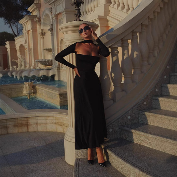 Dams Off-Shoulder Maxiklänning med långa ärmar och elegant skärning Mirla-Eva Jonsson