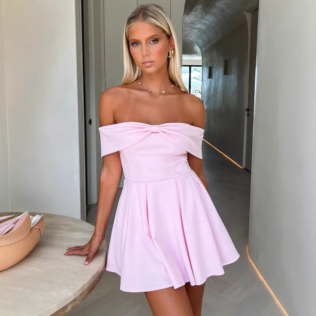Dams Off-Shoulder Miniklänning med strukturerad överdel och utsvängd kjol Mirla-Eva Jonsson