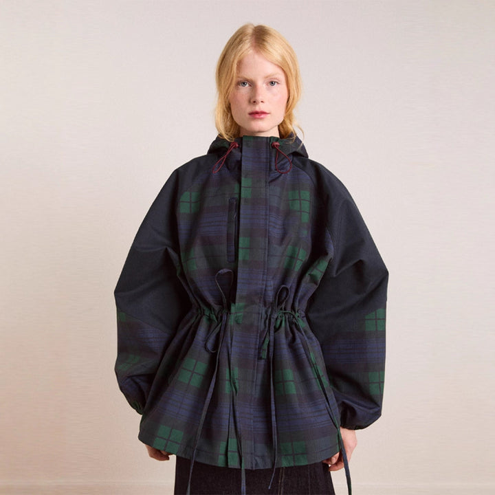 Dams Oversized Jacka i avslappnad rutdesign med praktiska fickor och midjesnörning Mirla-Eva Jonsson
