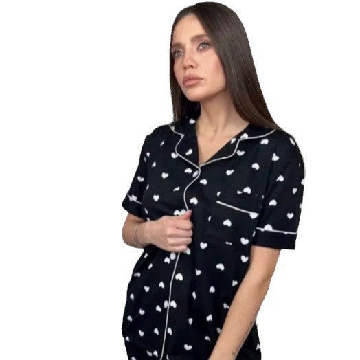 Dams Pyjamakostym med hjärtmotiv och bekväma shorts Eva Jonsson-Eva Jonsson