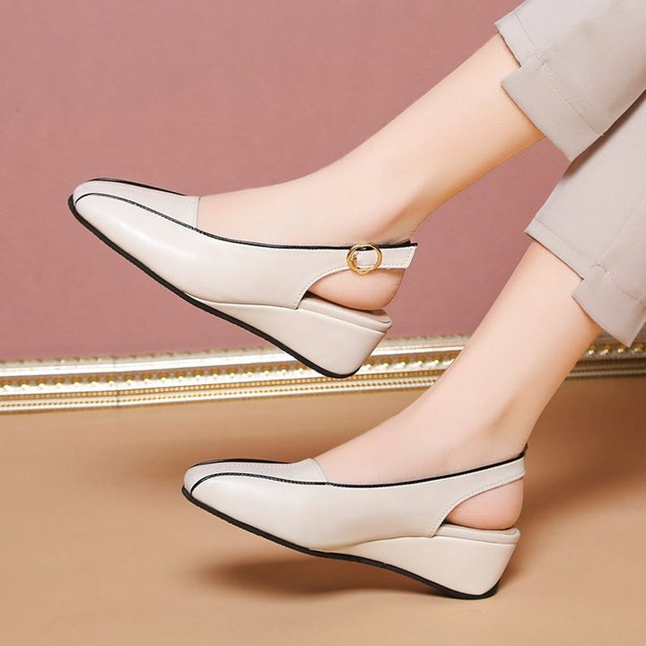 Dams Slingback-wedges med Elegant Rem och Modernt Design Mirla-Eva Jonsson