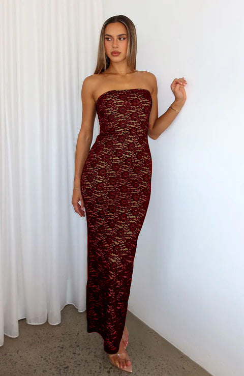 Dams Spitzenkleid i ärmlös design Mirla-Eva Jonsson
