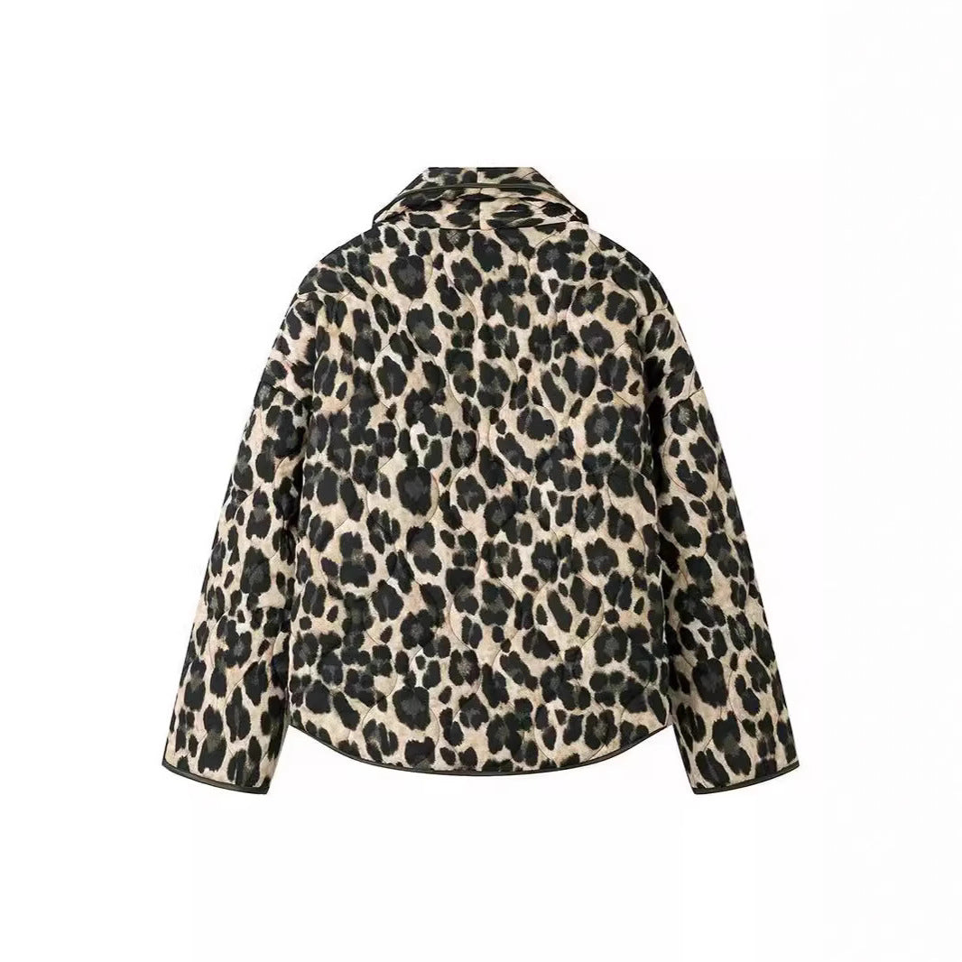 Dams Steppjacka i elegant leopardmönster Mirla-Eva Jonsson