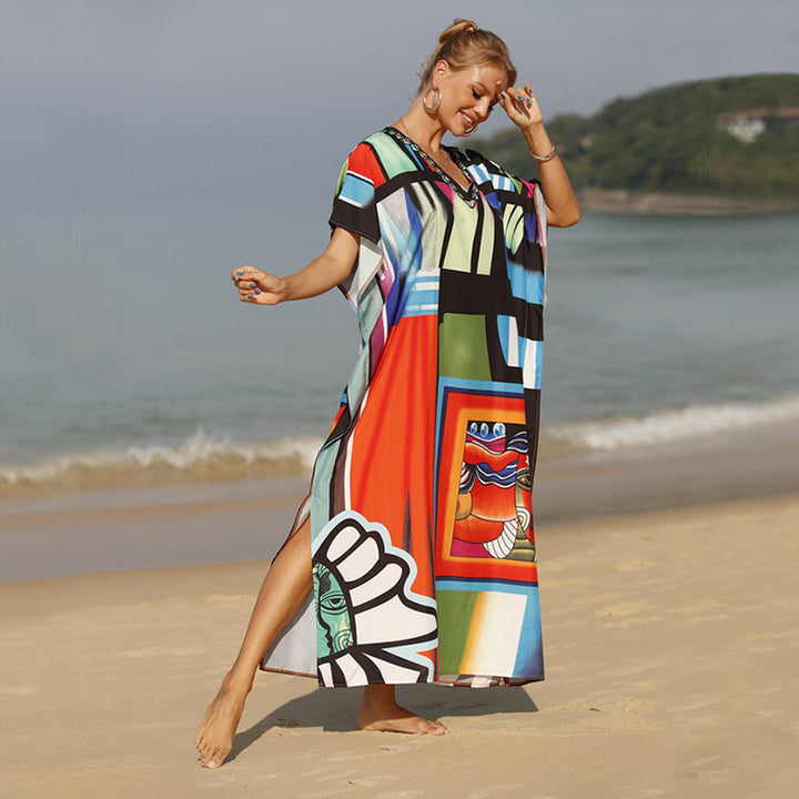 Dams Strandkaftan med färggorr grafisk design och eleganta accenter Mirla-Eva Jonsson