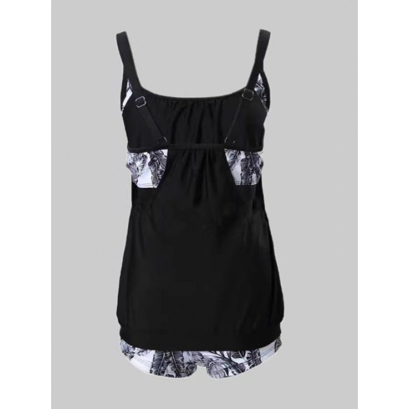 Dams Tankini-set med blommig överdel och bekväma shorts Mirla-Eva Jonsson