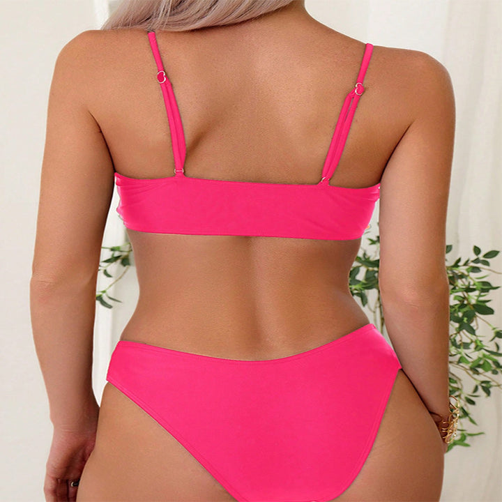 Dams Triangel-Bikini med smart snördetalj Mirla-Eva Jonsson
