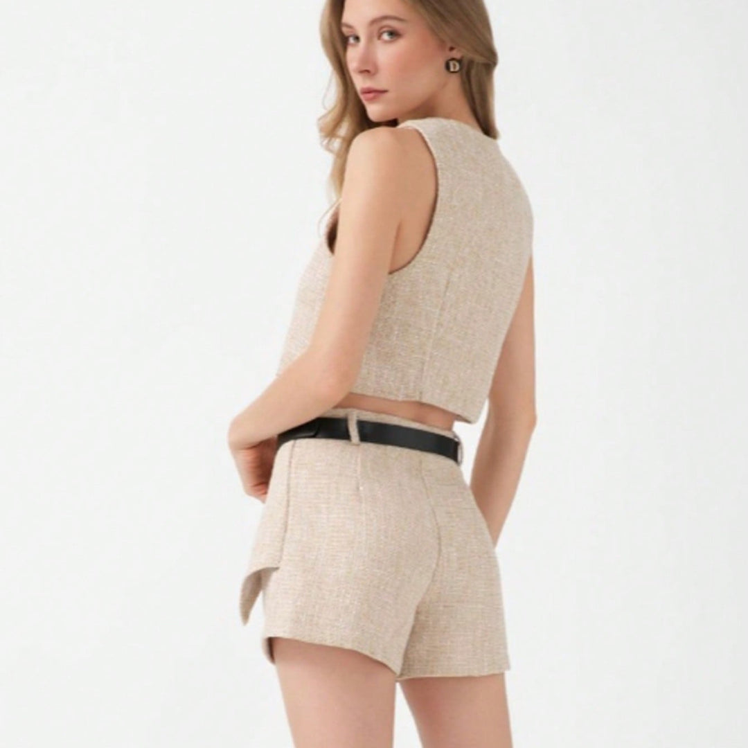 Dams Tweed-shorts-set med figursytt överdel och bälte Mirla-Eva Jonsson