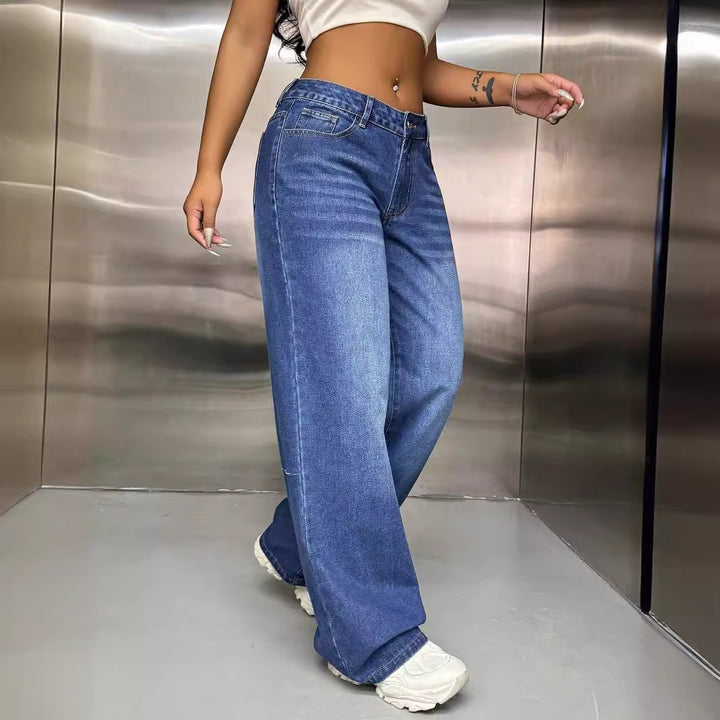 Dams Vida Jeans i Avslappnad Gatustil Mirla-Eva Jonsson