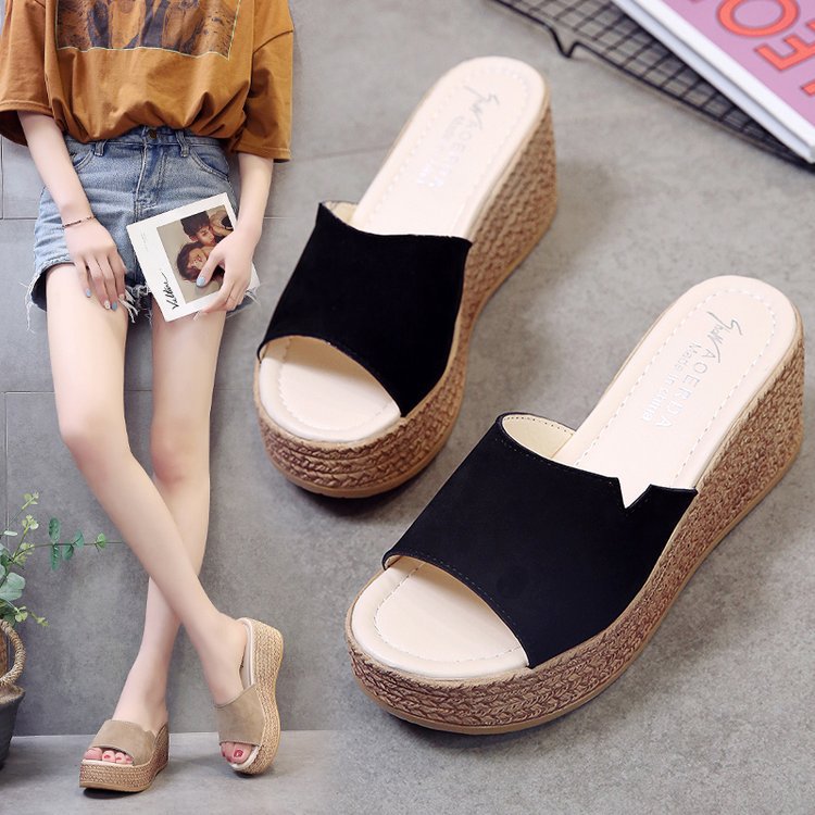 Dams Wedge-sandaler med modernt korsdesign och halkfri sula Mirla-Eva Jonsson