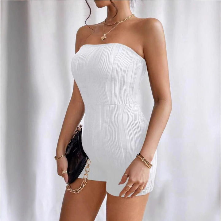 Dams ärmlös jumpsuit med strukturerad design och figurnära passform Mirla-Eva Jonsson