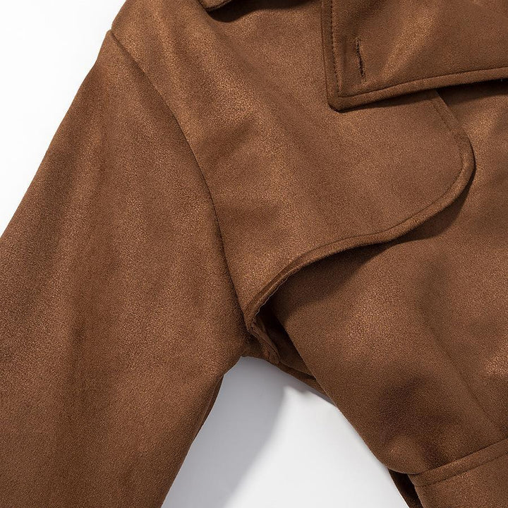Dams bärbar mocka trenchcoat med bälte och stora fickor Mirla-Eva Jonsson