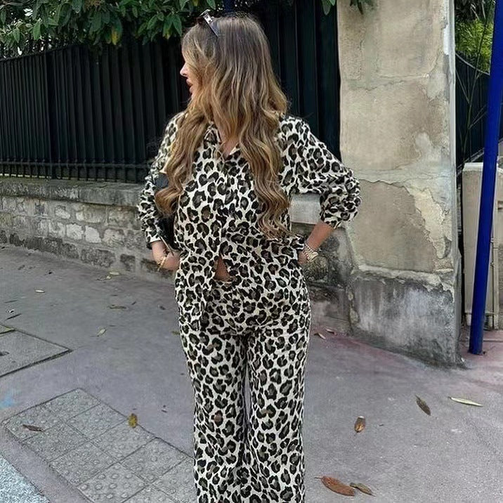 Dams breda linnebyxor i trendigt leopardmönster Mirla-Eva Jonsson