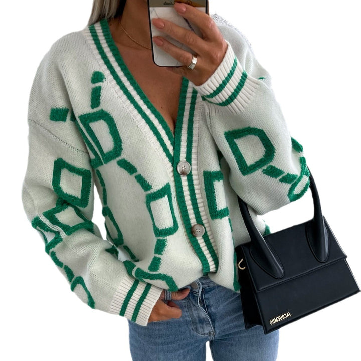 Dams cardigan med grafiskt mönster och elegant knappdetalj Mirla-Eva Jonsson