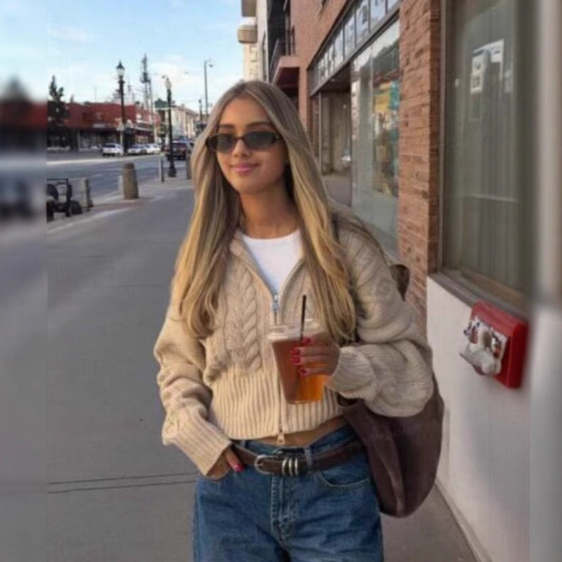 Dams cardigan med hög krage och dragkedja Mirla-Eva Jonsson