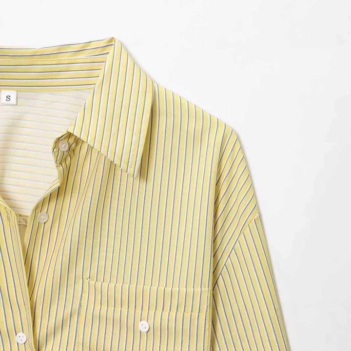 Dams casual blus med randig mönster och uppvikta ärmar Mirla-Eva Jonsson