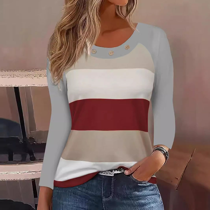 Dams casual bomulls T-shirt med trendiga ränder och dekorativa knappar Mirla-Eva Jonsson