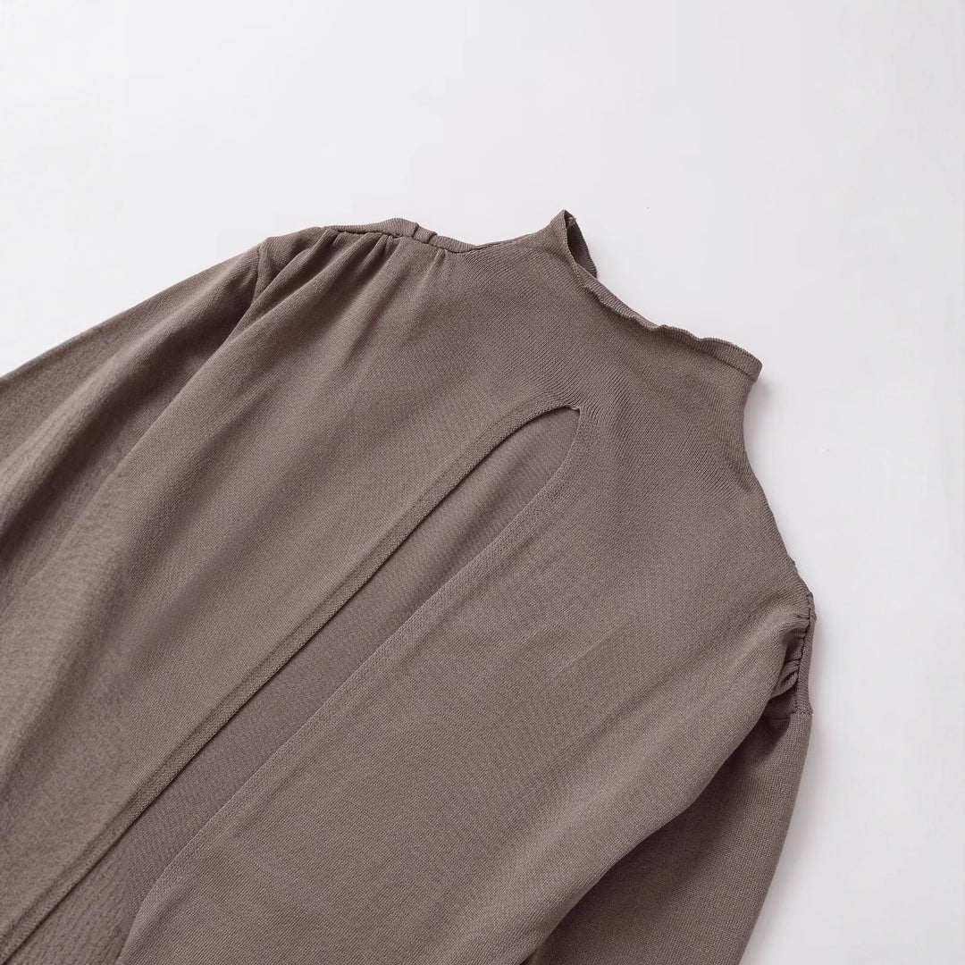 Dams casual långärmad topp med asymmetrisk skärning Mirla-Eva Jonsson