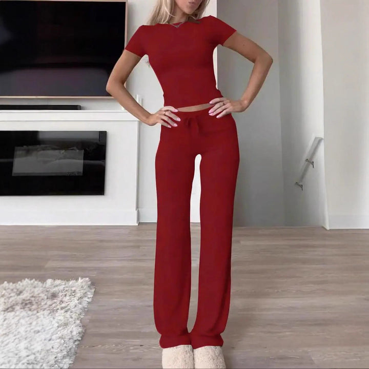 Dams casual lounge-set med figursydd topp och bekväm byxa Eva Jonsson-Eva Jonsson