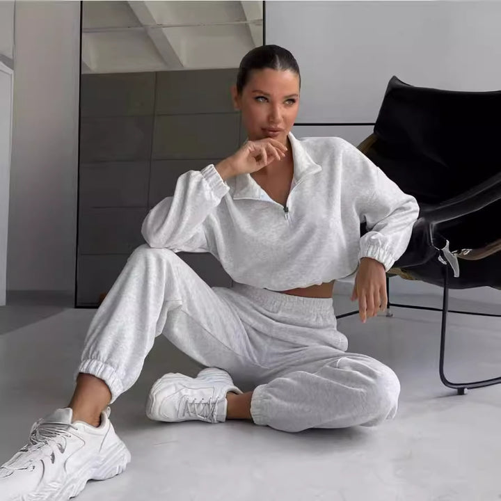 Dams cropped Zip-tröja och joggingbyxor Set Mirla-Eva Jonsson