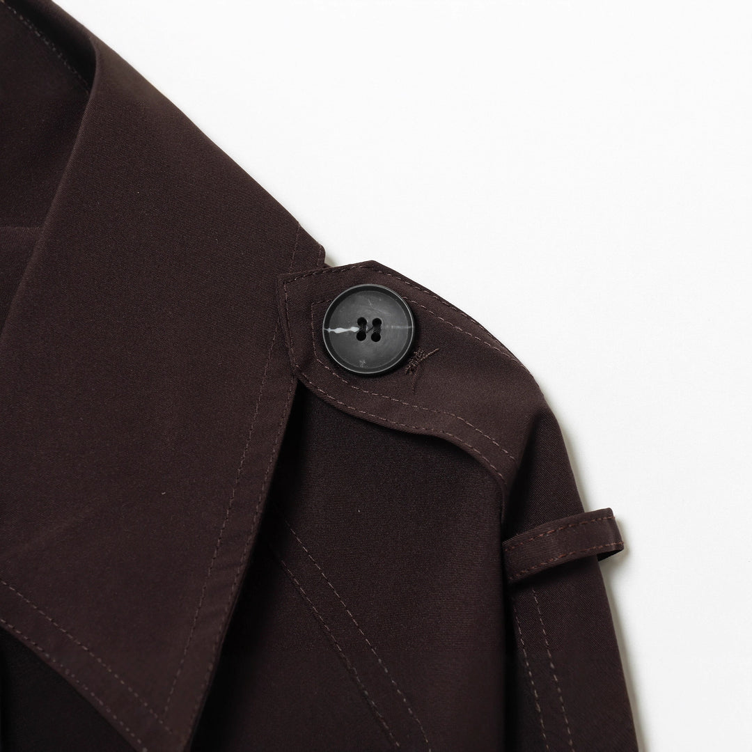 Dams cropped trenchcoat med dubbel knapprad Mirla-Eva Jonsson