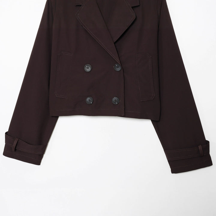Dams cropped trenchcoat med dubbel knapprad Mirla-Eva Jonsson
