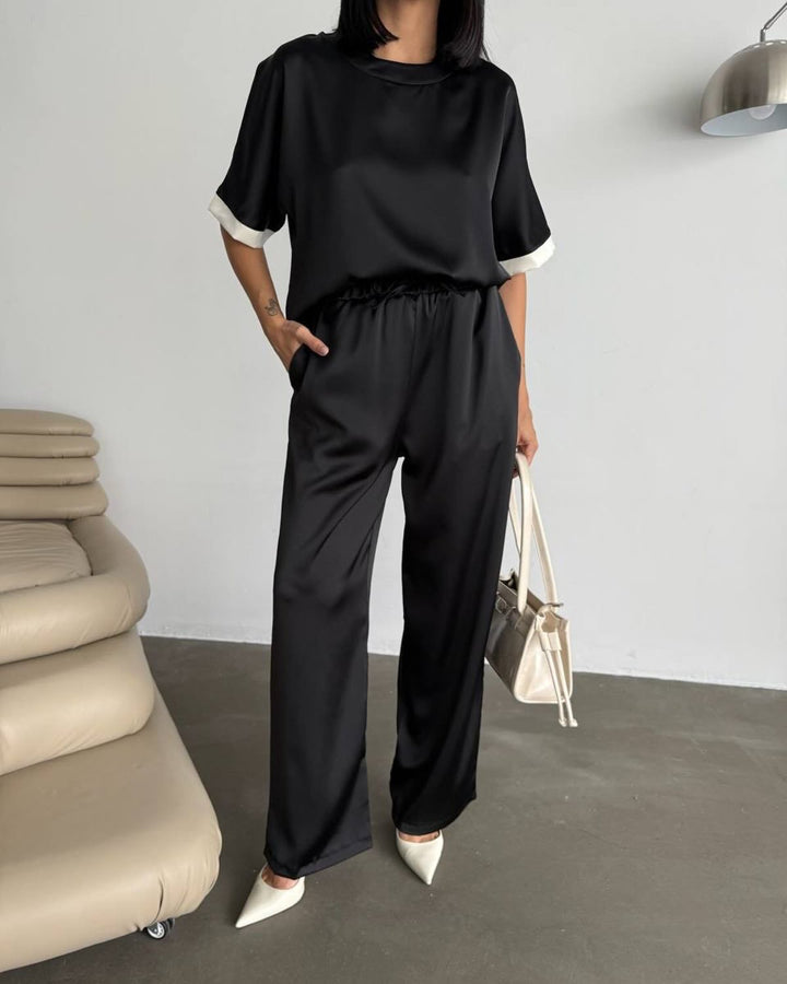 Dams elegant och bekväm pyjamas-set av sidenliknande material Mirla-Eva Jonsson