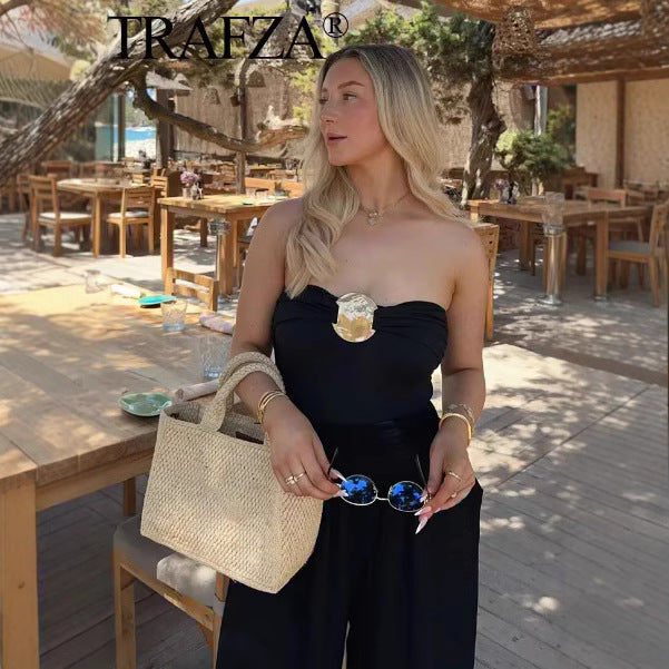 Dams elegant one-piece baddräkt med dekorativt slingdetalj Mirla-Eva Jonsson