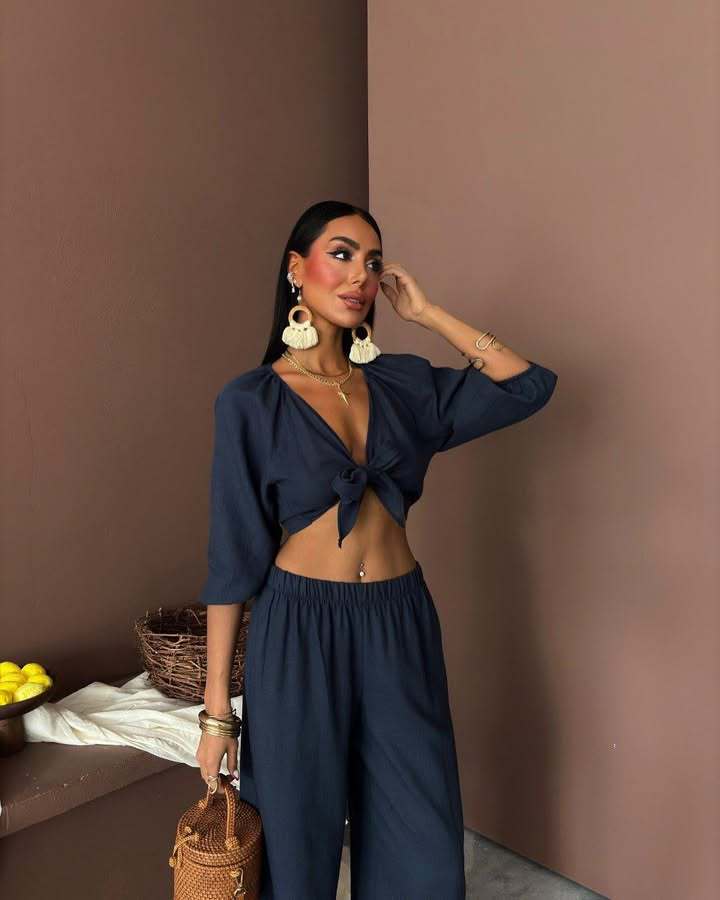 Dams elegant tvådelat set med knutoberdel och vida ben Mirla-Eva Jonsson