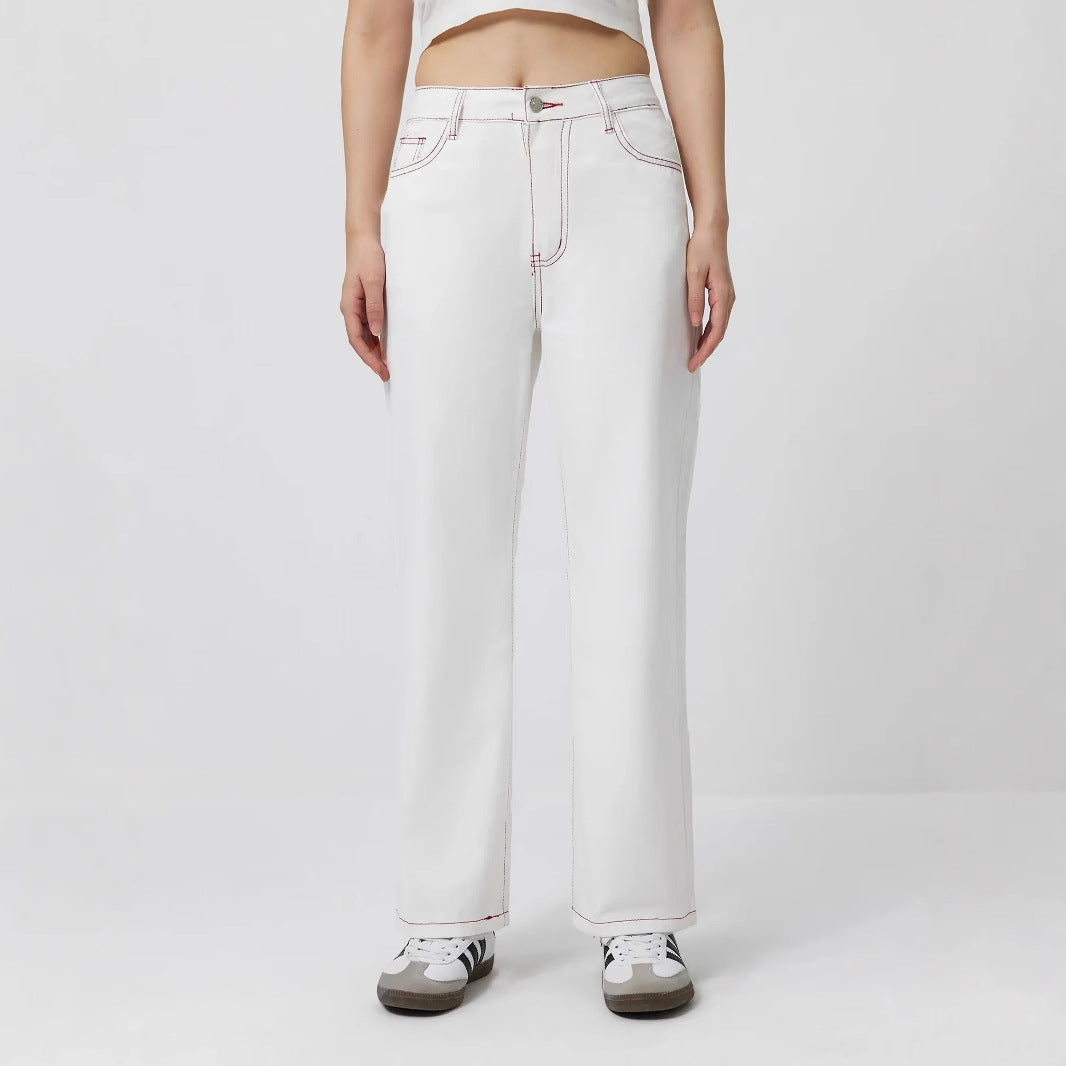 Dams eleganta jeans med fruktig broderi Mirla-Eva Jonsson