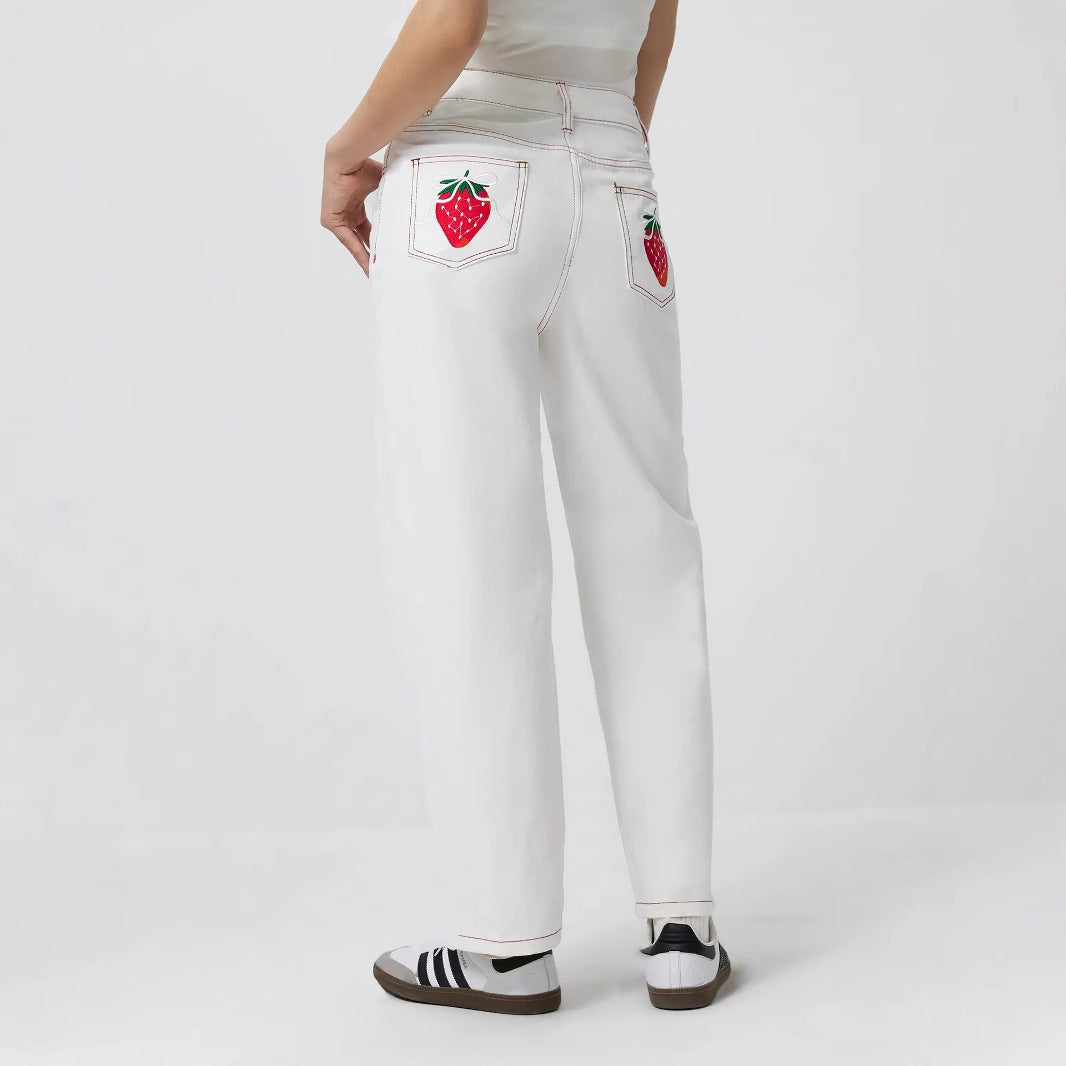 Dams eleganta jeans med fruktig broderi Mirla-Eva Jonsson