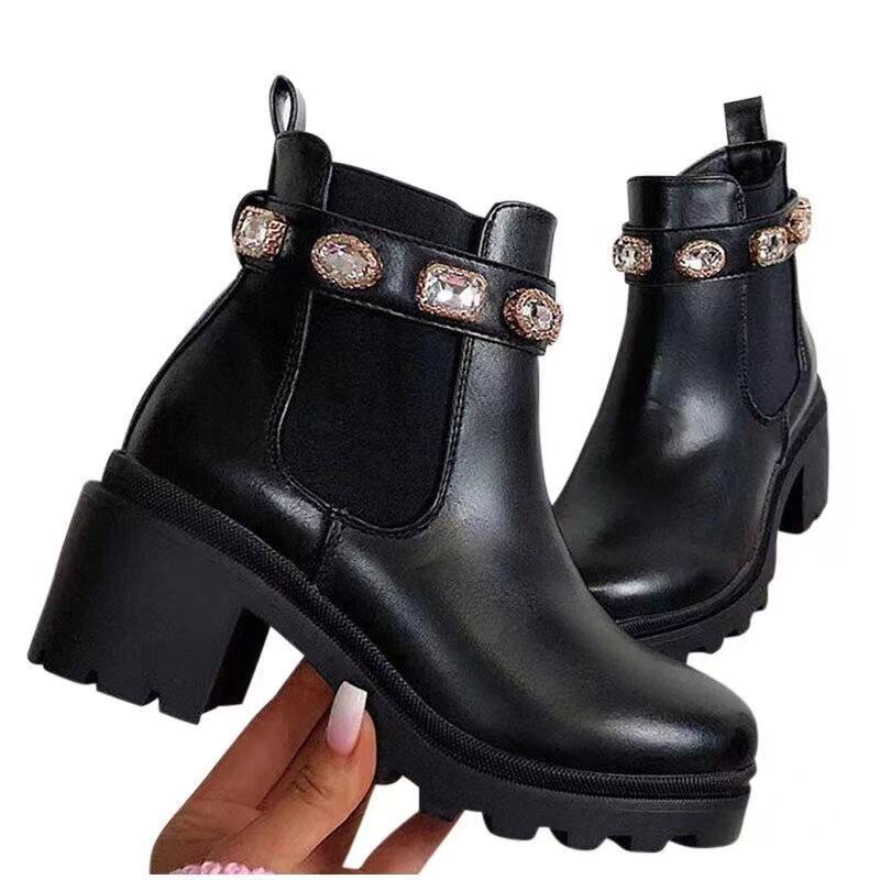 Dams fashionabla Chelseaboots med glittrande detaljer Mirla-Eva Jonsson