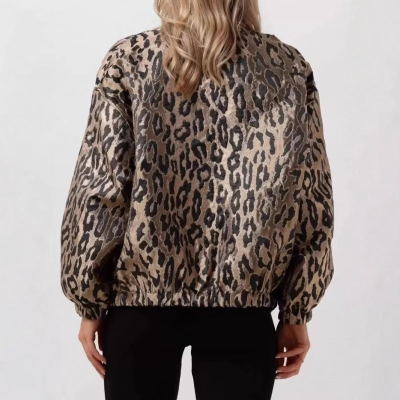 Dams fashionable bomberjacka med leopardmönster och elastiska muddar Mirla-Eva Jonsson