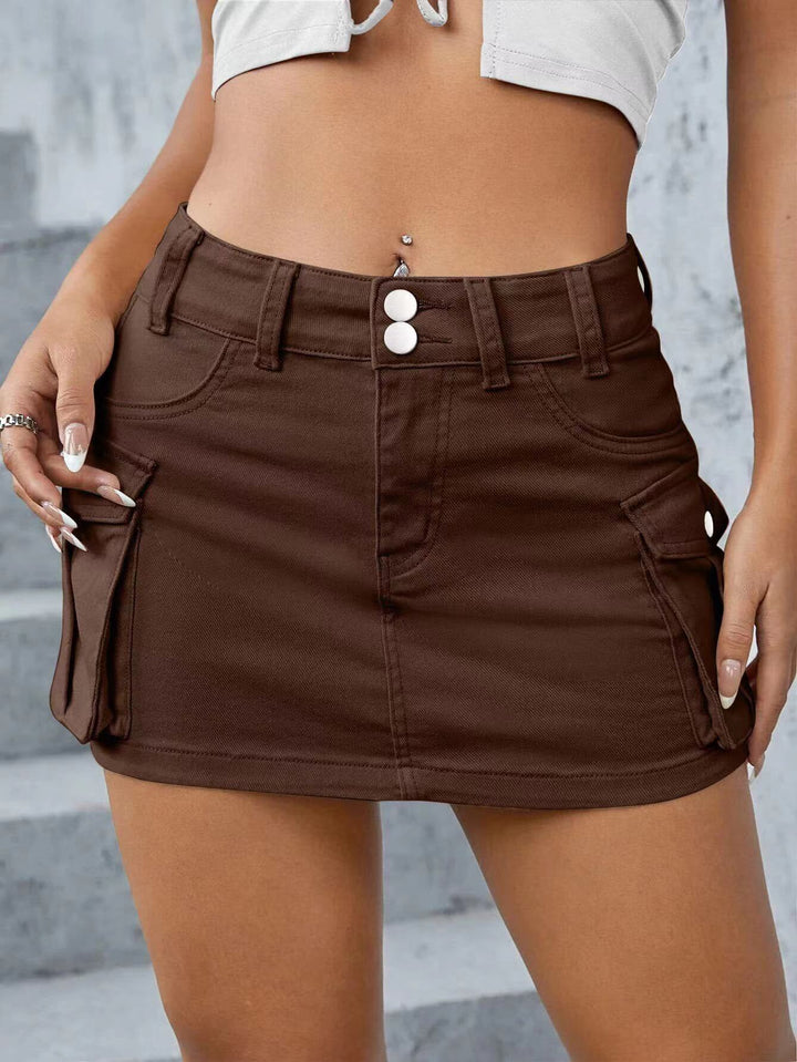 Dams fashionable denim cargo skirt with practical pockets Mirla-Eva Jonsson