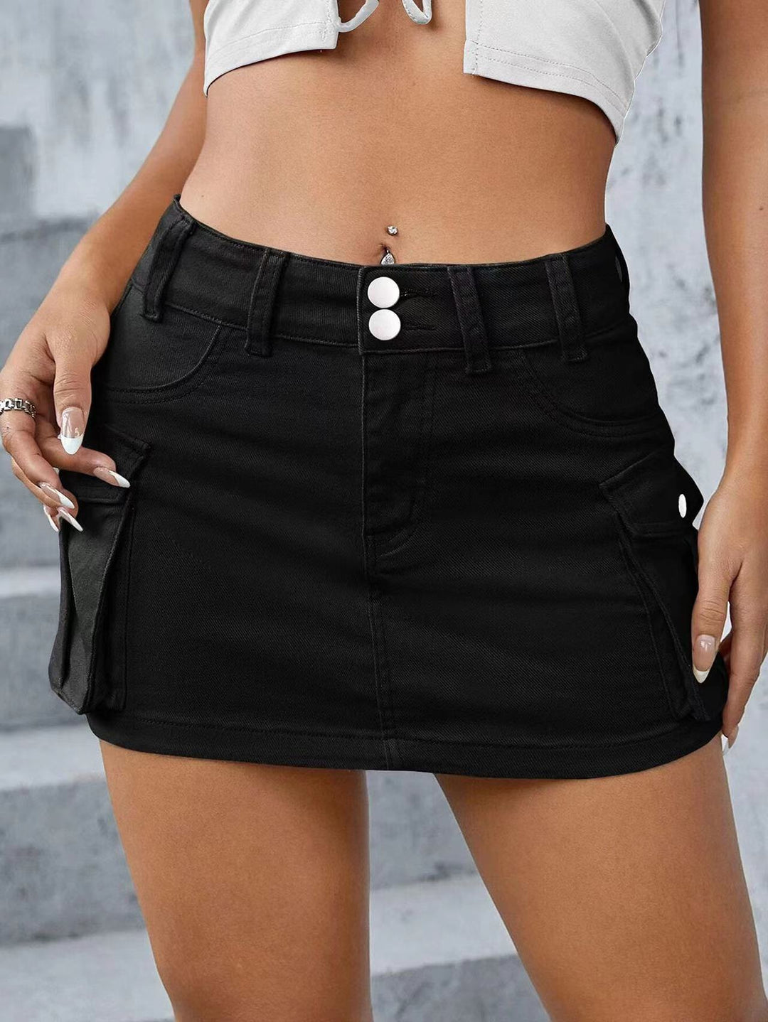 Dams fashionable denim cargo skirt with practical pockets Mirla-Eva Jonsson