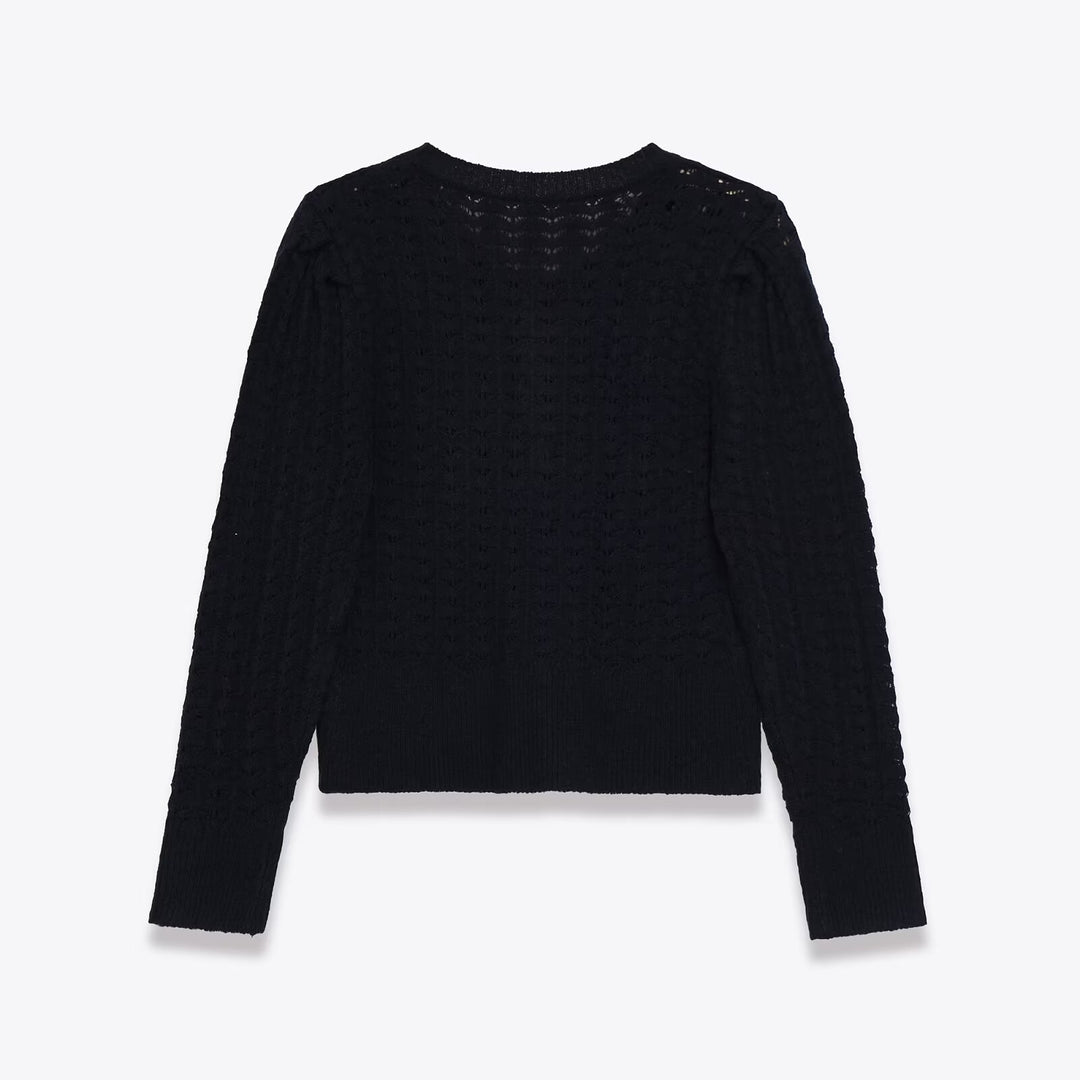 Dams fin stickad cardigan med stora knappar och detaljerad struktur Mirla-Eva Jonsson