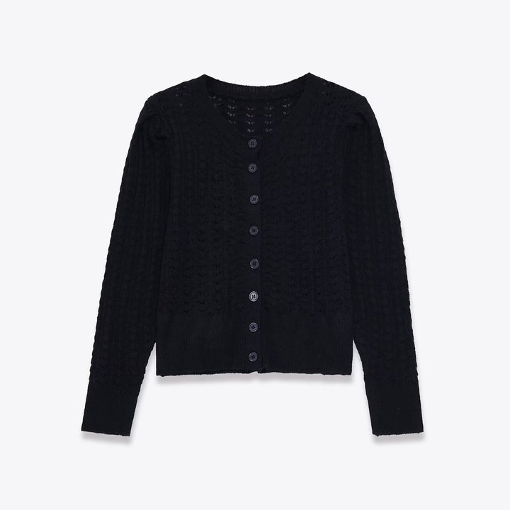 Dams fin stickad cardigan med stora knappar och detaljerad struktur Mirla-Eva Jonsson