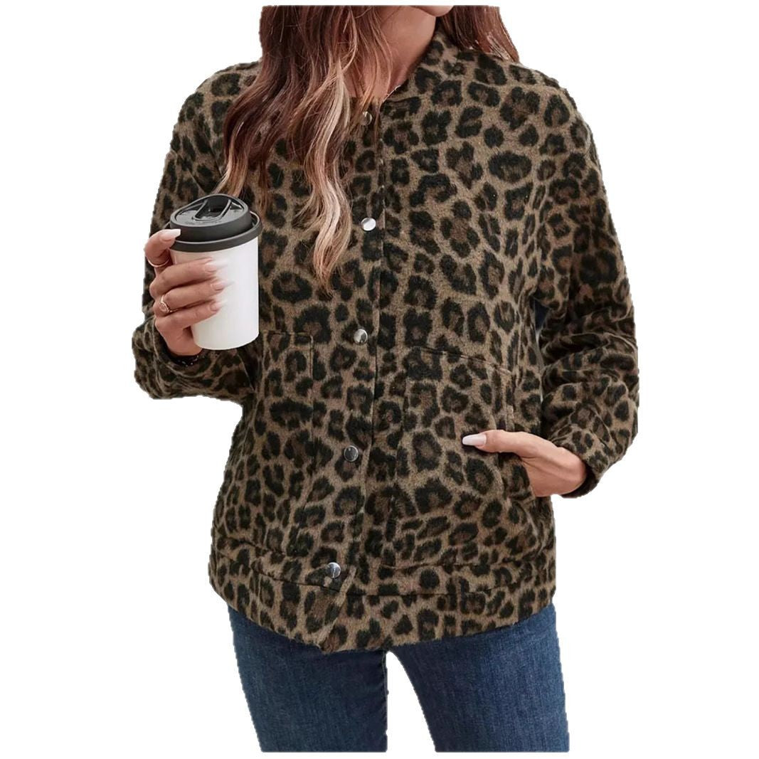 Dams fleecejacka i trendigt leopardmönster Mirla-Eva Jonsson