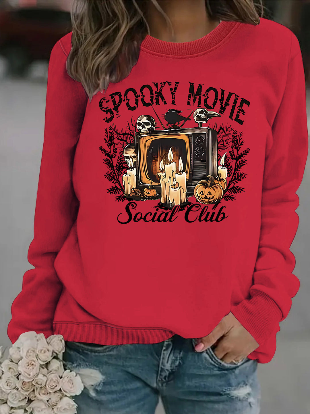 Dams hoodie med läskigt filmmotiv och avslappnad passform Mirla-Eva Jonsson