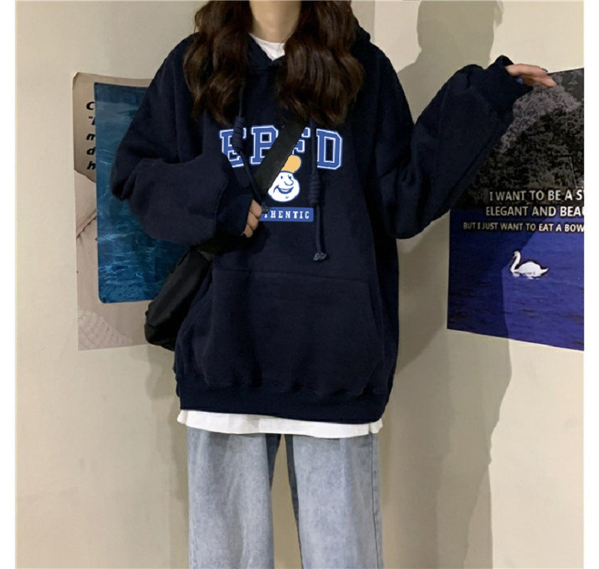 Dams hoodie med unikt logotryck Mirla-Eva Jonsson
