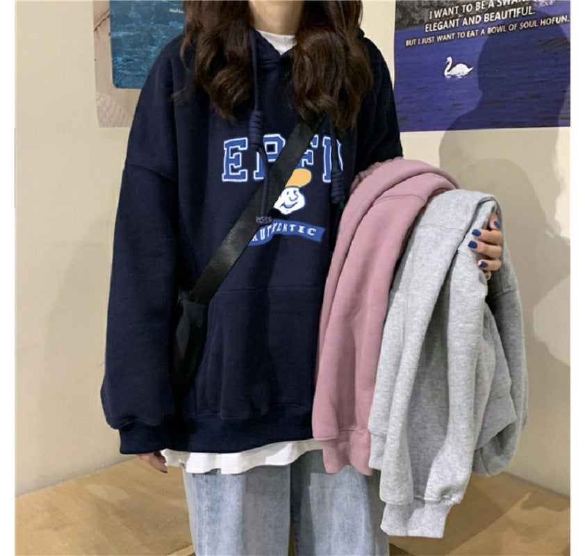 Dams hoodie med unikt logotryck Mirla-Eva Jonsson