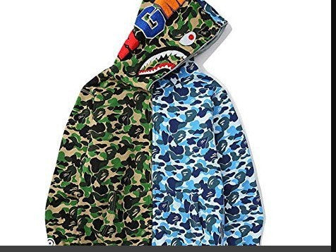 Dams hoodiejacka med modern kamouflage-design och högkvalitativ bomullsblandning Mirla-Eva Jonsson