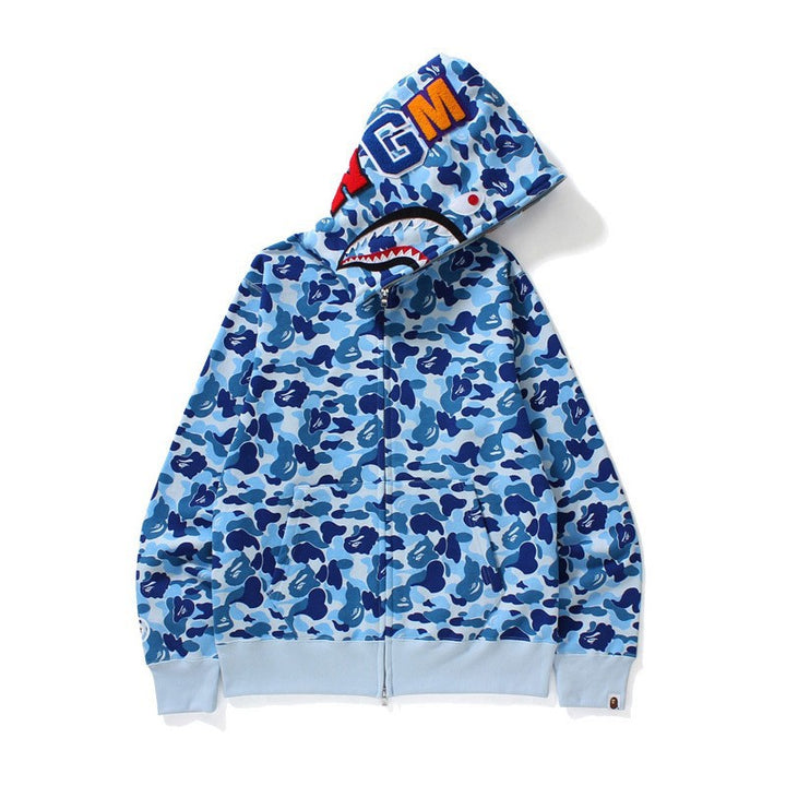 Dams hoodiejacka med modern kamouflage-design och högkvalitativ bomullsblandning Mirla-Eva Jonsson
