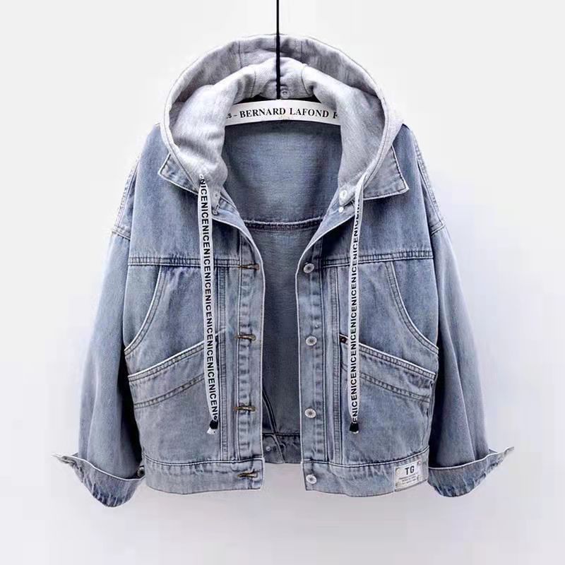 Dams jeansjacka med integrerad hoodie Mirla-Eva Jonsson