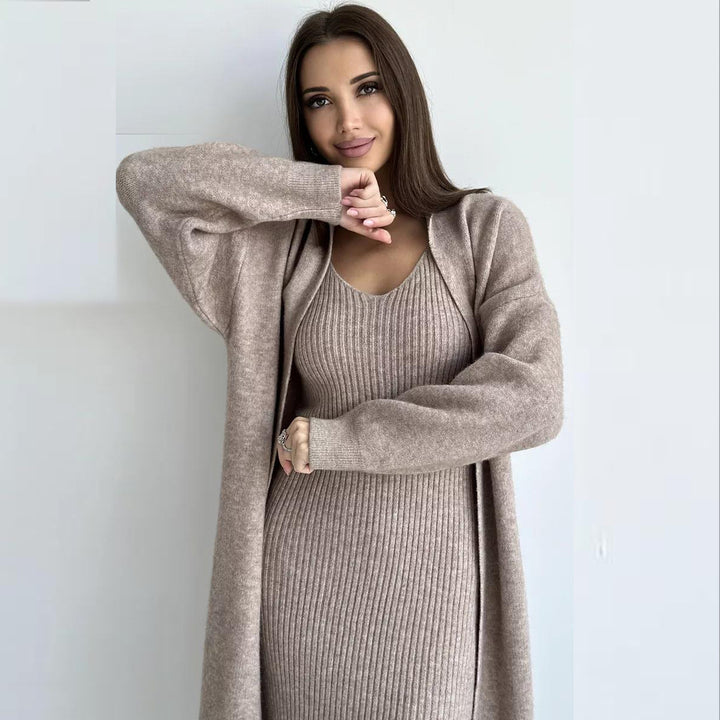 Dams knit dress with deep V-neck and long cut Eva Jonsson-Eva Jonsson
