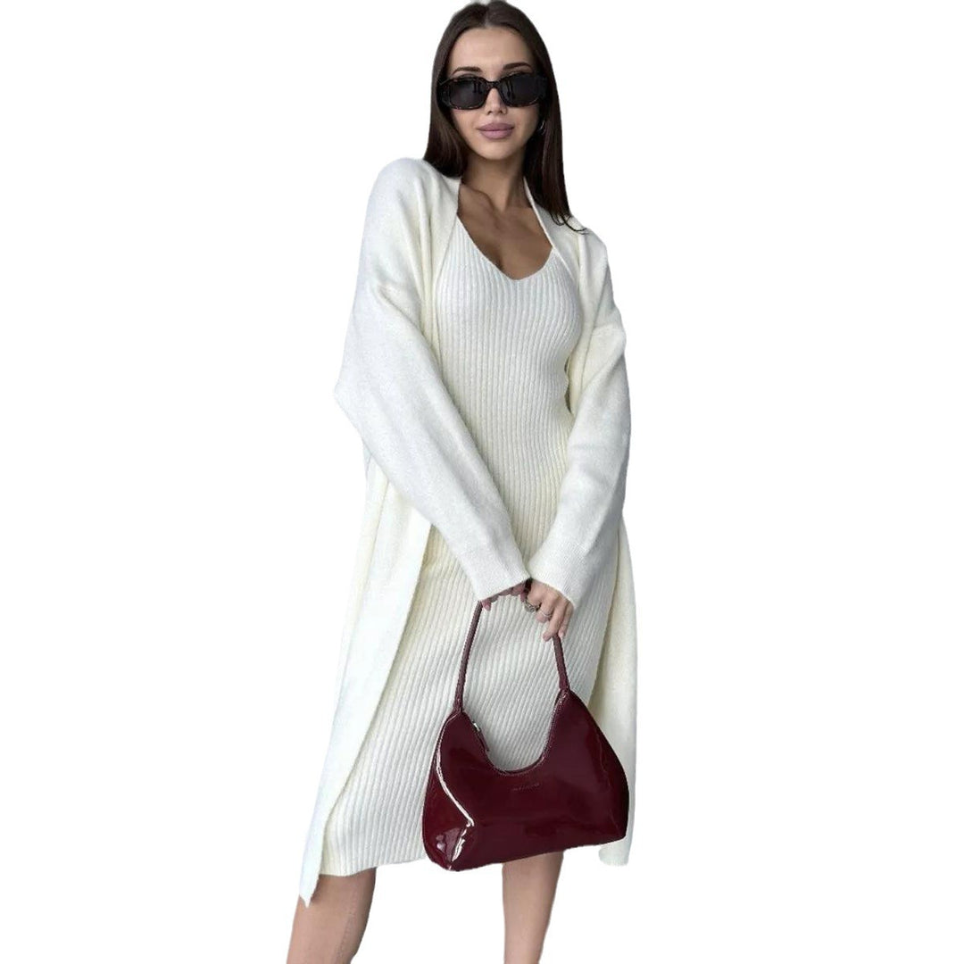 Dams knit dress with deep V-neck and long cut Eva Jonsson-Eva Jonsson