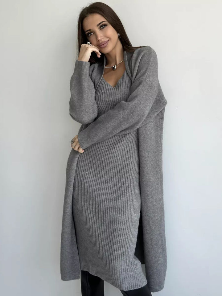 Dams knit dress with deep V-neck and long cut Eva Jonsson-Eva Jonsson