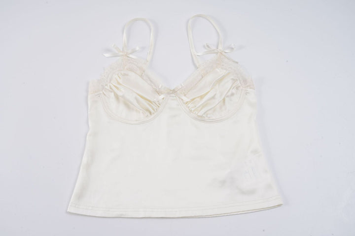 Dams satin cami med spets och lekfulla rosetter Mirla-Eva Jonsson