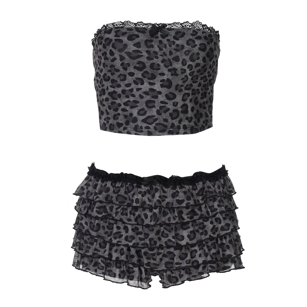 Dams set av luftig crop-top och fransiga shorts Mirla-Eva Jonsson